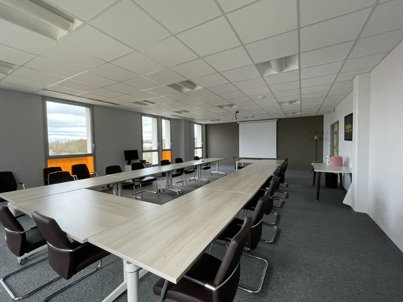 Bureau Metz 1304m² Location bureau Metz Moselle OLBUR2201739 2